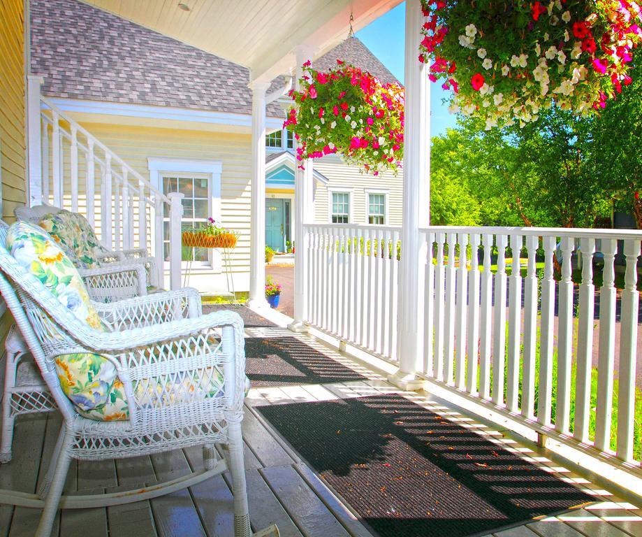 The Shire Woodstock Hotel Exterior photo